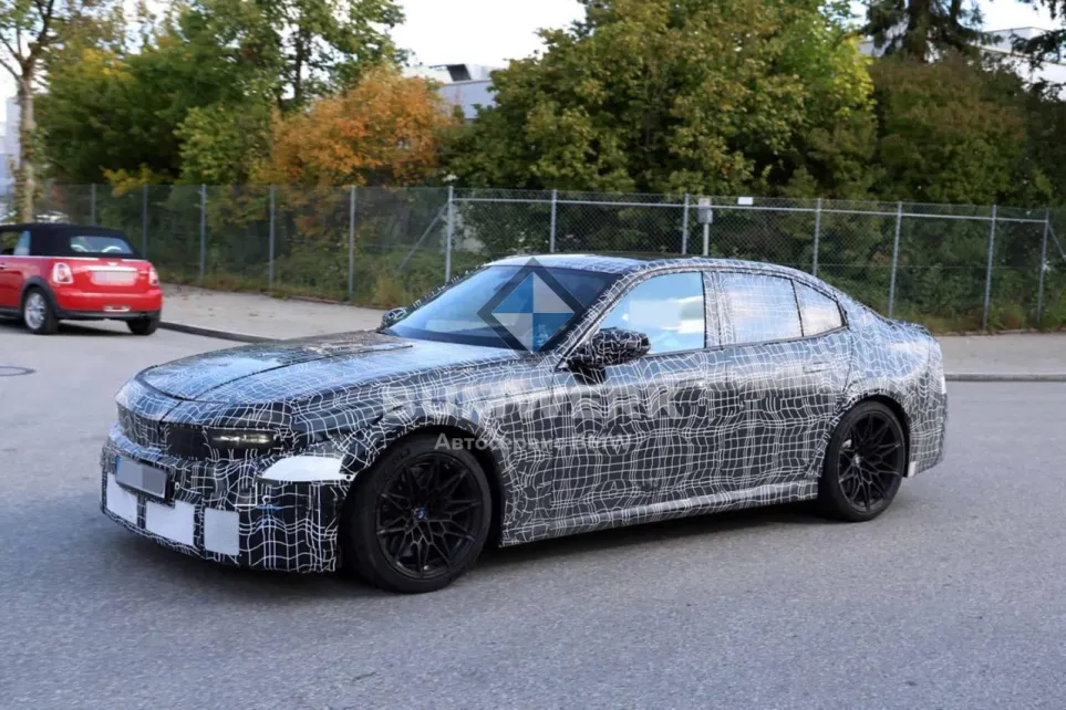 Новый BMW M3 G84 — первые фото, характеристики и дата выхода