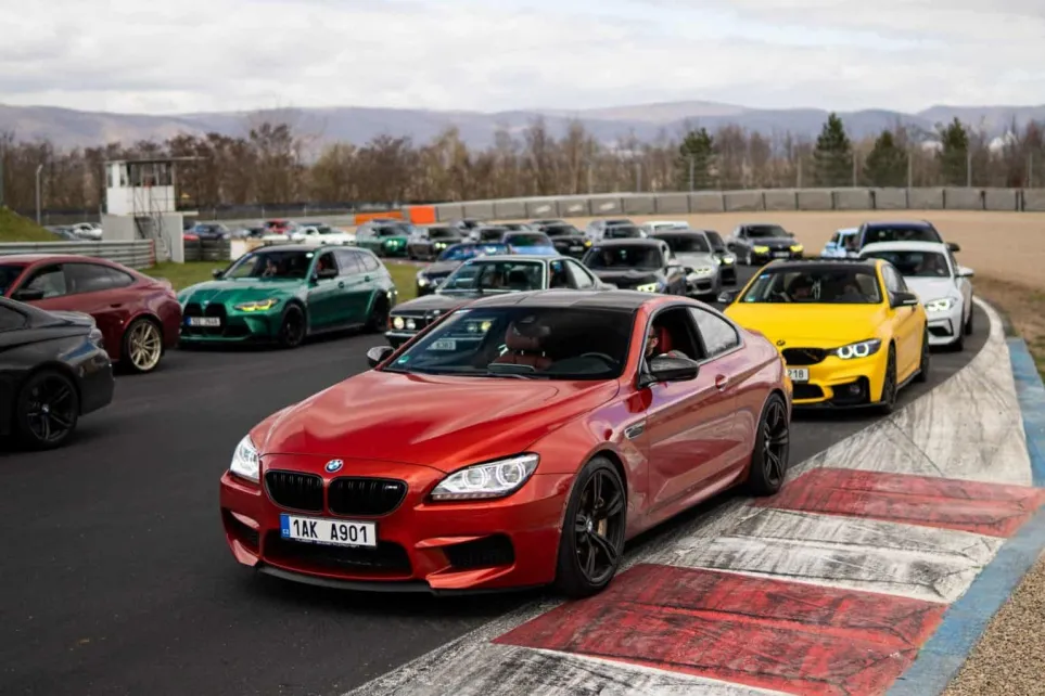 450 BMW M в одном месте: как прошёл юбилейный M Day 2026