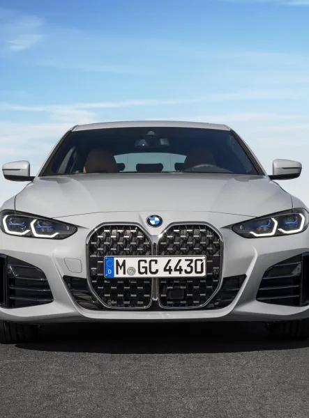 BMW отзывает почти 200 000 автомобилей из-за риска возгорания стартера