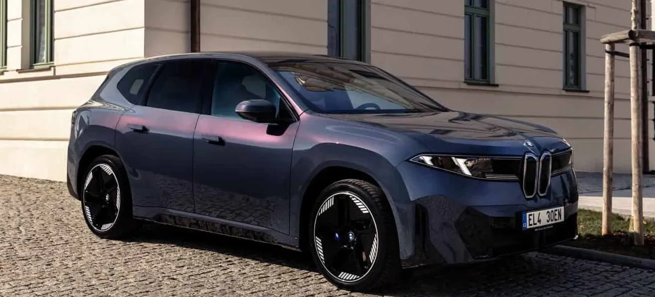 Новый BMW iX3 в цвете Polarized Grey: один из самых эффектных вариантов Neue Klasse