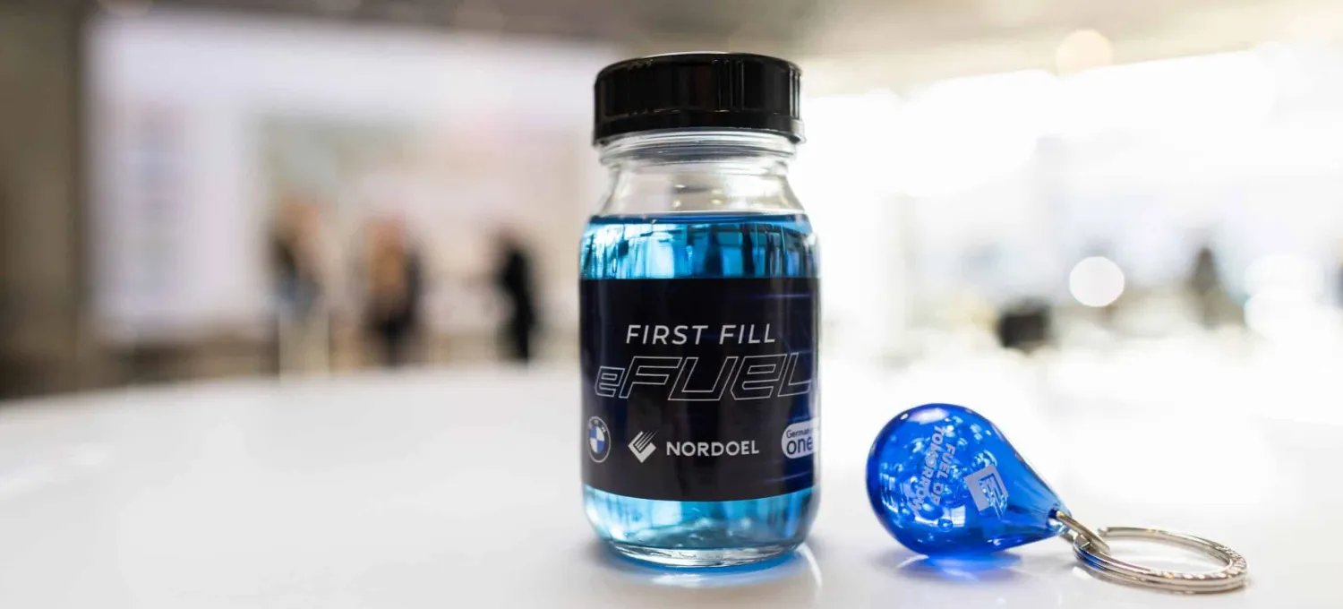 BMW начнёт заправлять новые автомобили eFuel с 2028 года