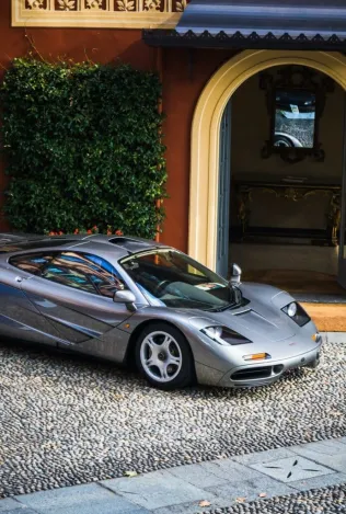 Ультраредкий McLaren F1 GTR Longtail #27R готовится к аукциону с двигателем BMW V12