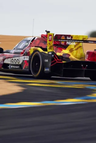 Alpine уходит. WEC меняется. BMW остаётся: что происходит в гонках на выносливость