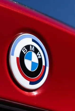 BMW объявляет глобальный отзыв из-за риска возгорания стартера