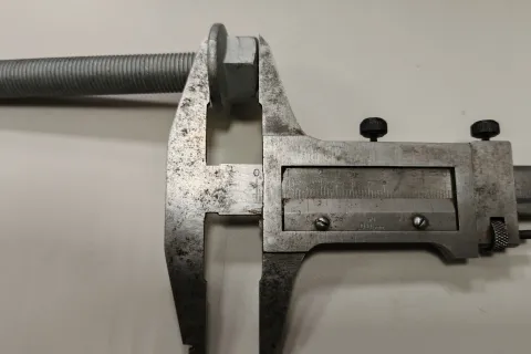 Болт с шестигранной головкой с фланцем Фото 3