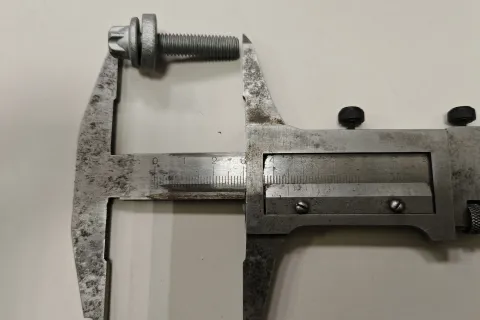 Болт с неспадающ.стопорным элементом ASA (M8x35 10,9) Фото 1