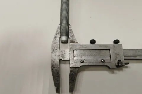 Болт со звездообр. гол. и мал. фланцем Фото 2