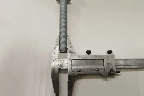 Болт с шестигранной головкой с фланцем Фото 2