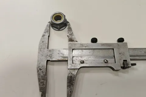 Гайка с буртиком Фото 1