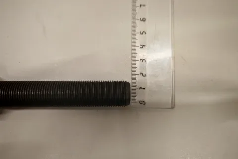 Болт с буртиком Фото 2