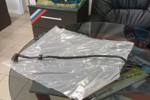 Труба головка блока цилиндров- Фото 1