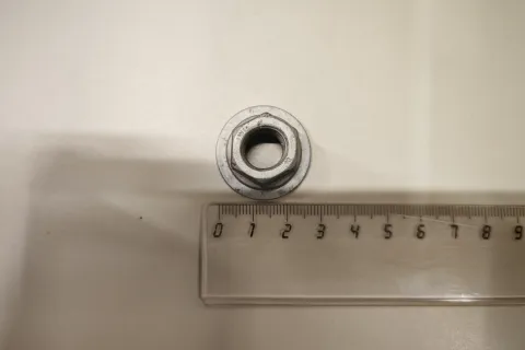 гайка Фото 1