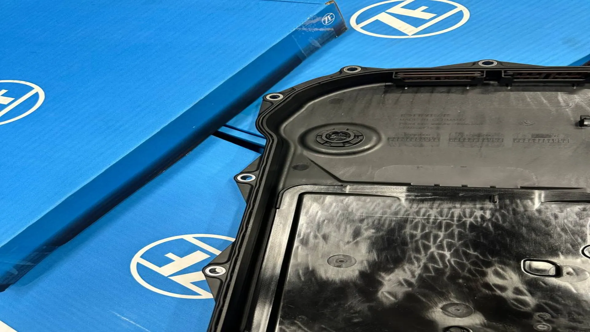 Оригинальное масло ZF для АКПП,  LIFEGUARD FLUID 8HP